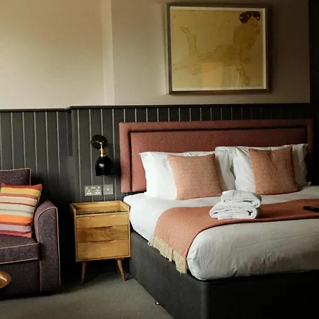 Lägenhetshotell The Lawrance Luxury - 4*
