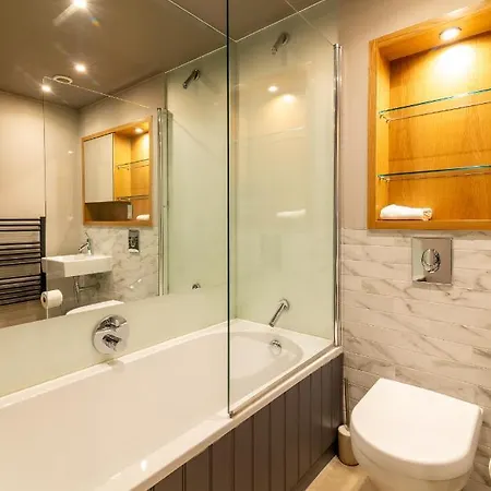 The Lawrance Luxury - 4* Harrogate