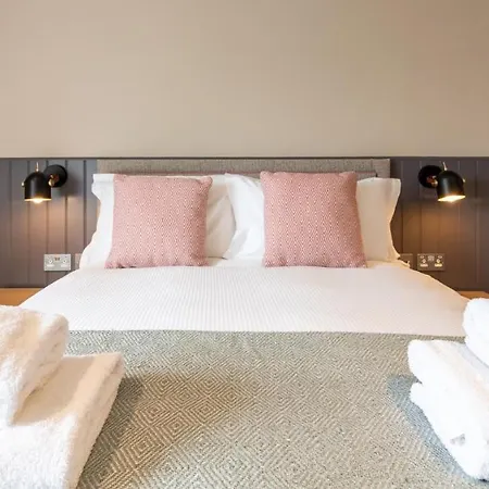 The Lawrance Luxury - 4* Harrogate