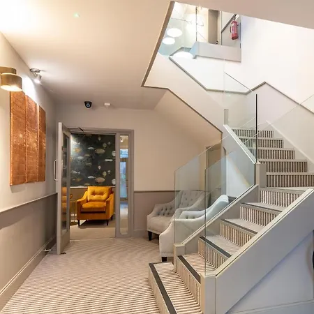 The Lawrance Luxury - Aparthotel Harrogate