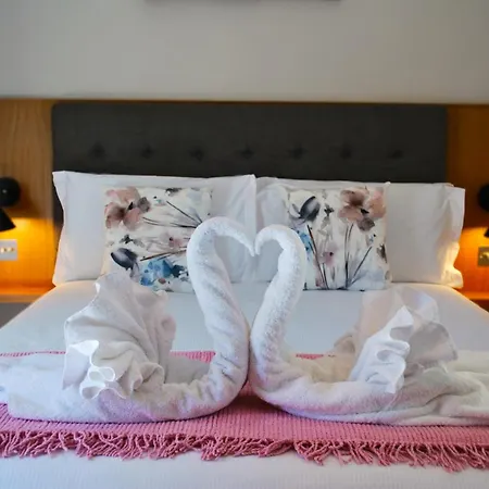 The Lawrance Luxury - Aparthotel