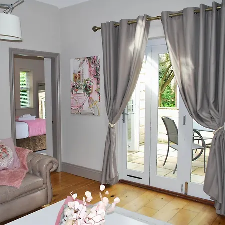 The Lawrance Luxury - Aparthotel