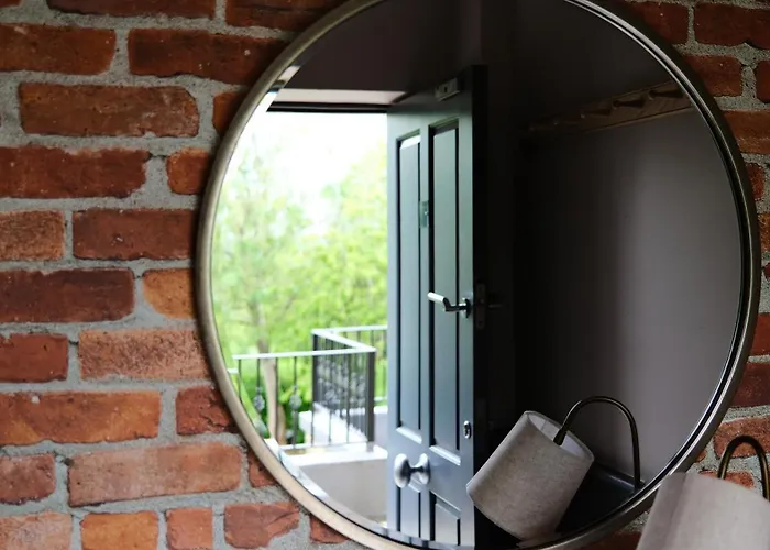 The Lawrance Luxury -