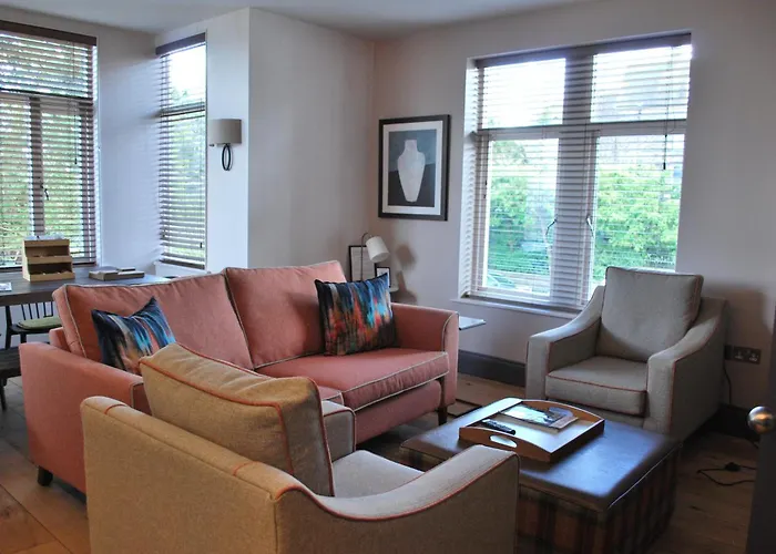 The Lawrance Luxury -