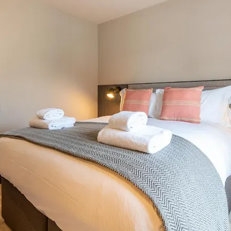 The Lawrance Luxury - Aparthotel Harrogate