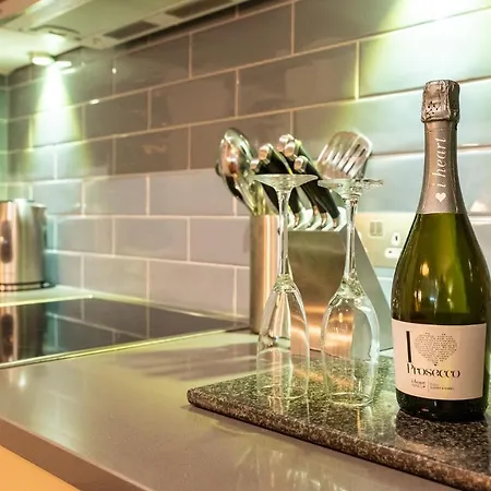 Aparthotel The Lawrance Luxury - 4*